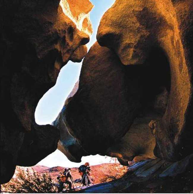 新疆阿勒泰哈巴河哈龙沟奇石景区,图一