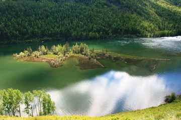 新疆阿勒泰卧龙湾,图二