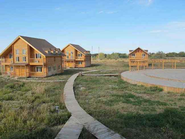 新疆阿勒泰金马鞍图瓦民俗文化旅游村,图三