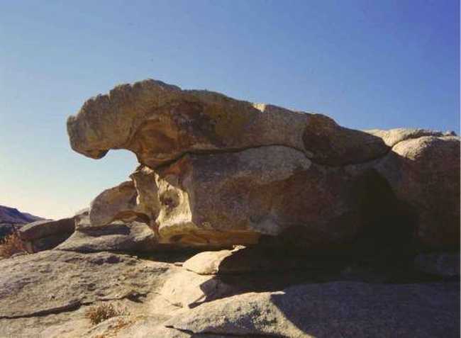 新疆阿勒泰哈巴河哈龙沟奇石景区,图二