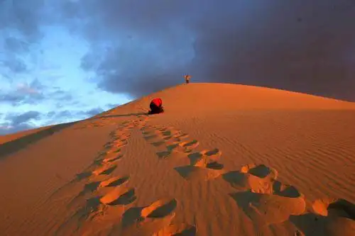 新疆阿勒泰哈巴河鸣沙山
