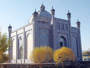 新疆阿图什苏里唐麻扎,图二