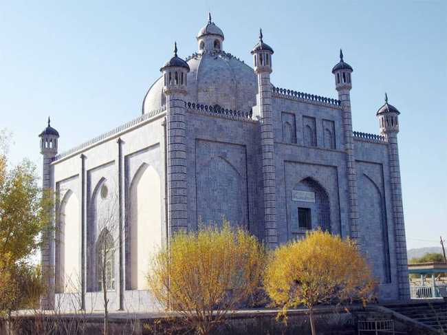 新疆阿图什苏里唐麻扎,图二