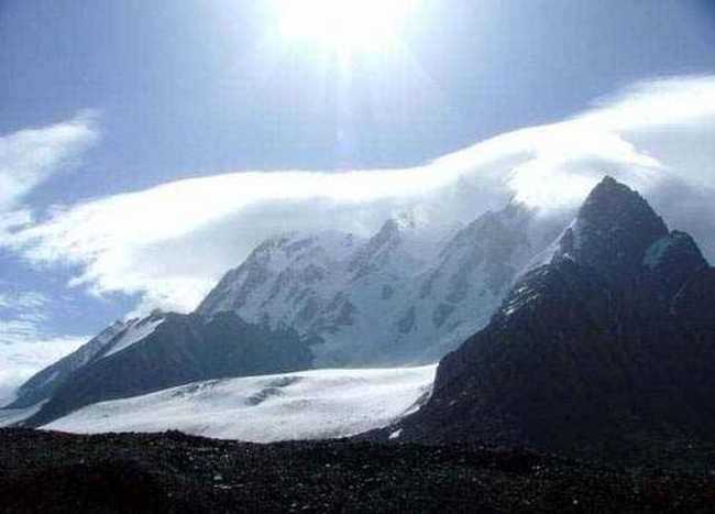 新疆昌吉博格达峰,图三