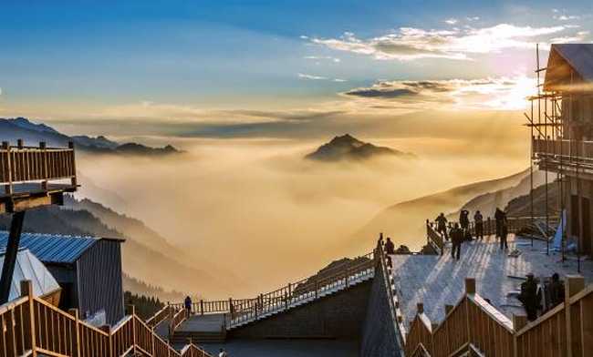 新疆天山天池马牙山观景点,图五
