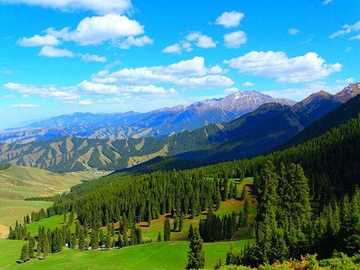 新疆昌吉南天山山麓,图一