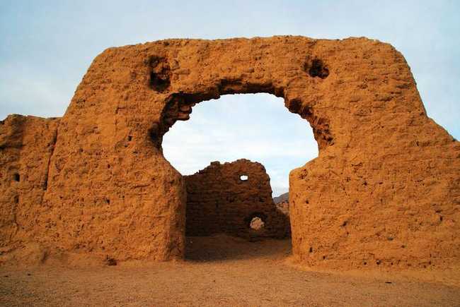 新疆哈密庙尔沟景区,图一