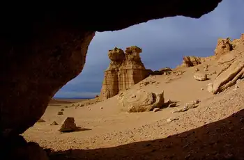 新疆哈密魔鬼城,图二