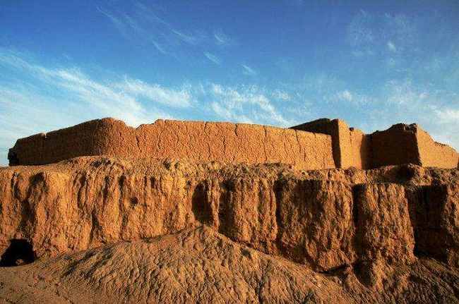 新疆哈密吐虎鲁克铁木尔汗麻札,图一