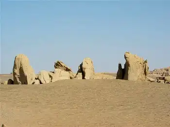 新疆哈密艾斯克霞尔古城堡,图一