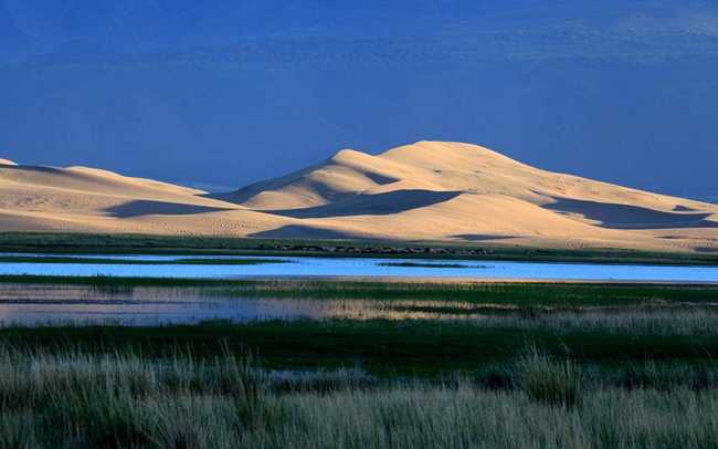 新疆哈密鸣沙山,图二