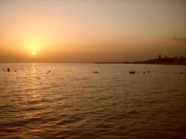 新疆库尔勒和硕县金沙滩旅游度假区,图一