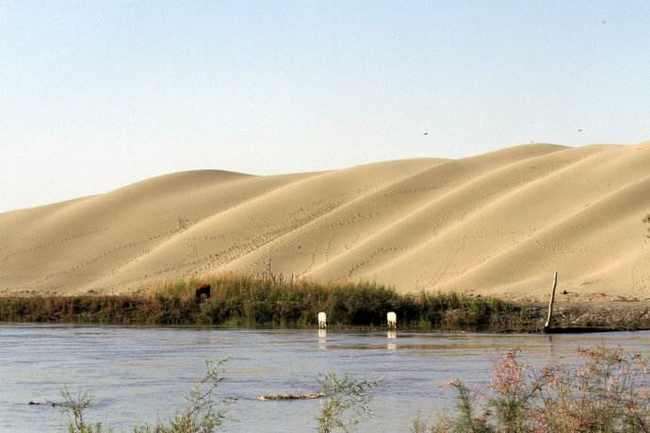 新疆库尔勒鲸鱼湖,图三