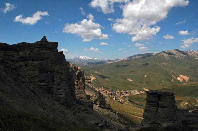 新疆库尔勒奎克乌苏石林,图二