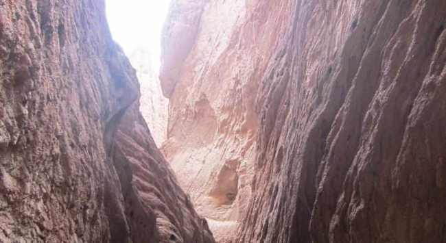 新疆库尔勒巴音郭楞一线天,图二