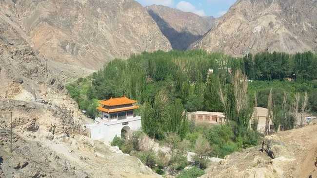 新疆库尔勒铁门关,图二