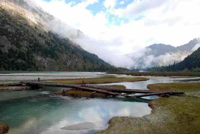 新疆库尔勒阿尔先沟温泉,图二