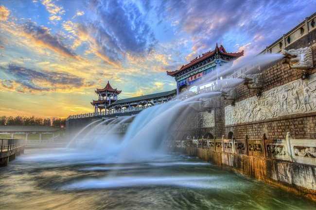 新疆克拉玛依九龙潭,图一