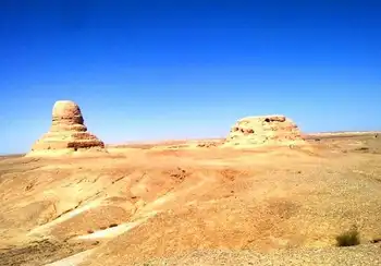 新疆喀什莫尔佛塔,图一