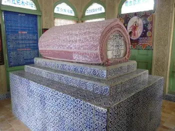 新疆喀什莎车王墓,图二