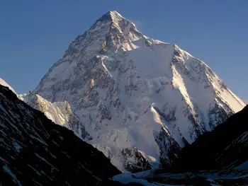 新疆喀什乔戈里峰,图三