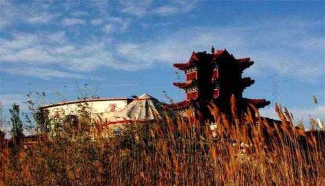 新疆塔城蒙王府热气泉旅游度假区,图一