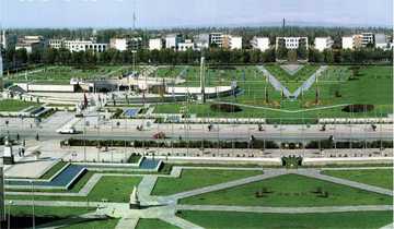 新疆吐鲁番旅游文化广场,图一