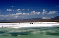 新疆乌鲁木齐市盐湖生态旅游区