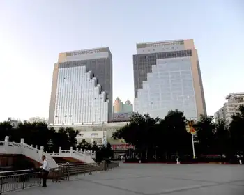 新疆乌鲁木齐人民广场,图三