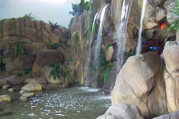 新疆乌鲁木齐沙海绿珠海洋世界,图一