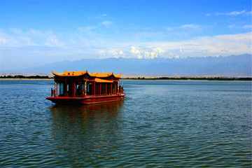 新疆乌鲁木齐青格达湖旅游风景区,图二