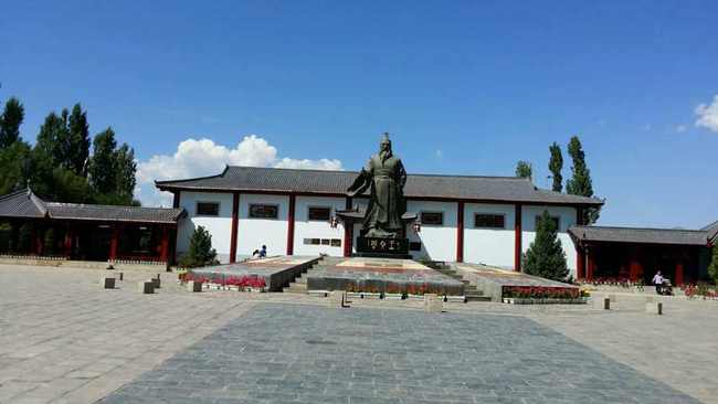 新疆伊犁靖远寺,图二