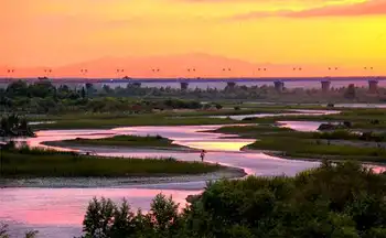 新疆伊犁河民族文化旅游村,图二
