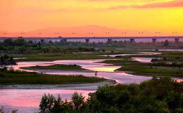 新疆伊犁河民族文化旅游村,图二