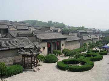 新疆伊犁皇渠龙口旅游度假村,图二