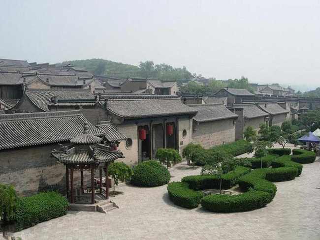 新疆伊犁皇渠龙口旅游度假村,图二