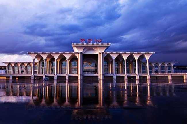 新疆伊宁城市海景,图二
