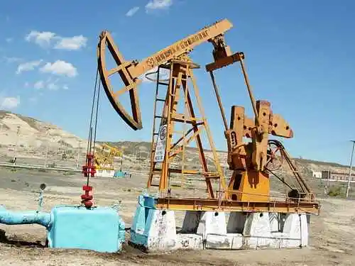 COLORFULDAYSINMYHEART-蓝与黄的鸣奏曲：魔鬼城