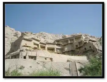 飘飞在新疆,图二