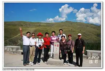 【走进新疆】站在中哈界碑上,图一