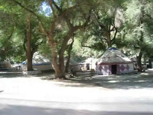 新疆，心无疆—风景如画天山天池