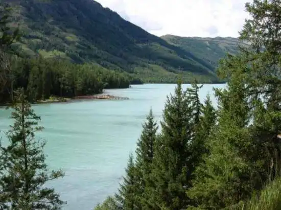 天堂很远喀纳斯很近