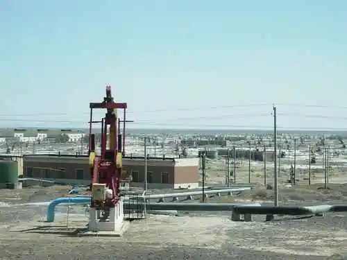 COLORFULDAYSINMYHEART-蓝与黄的鸣奏曲：魔鬼城