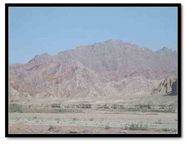 飘飞在新疆,图四