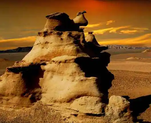 走进新疆哈密魔鬼城