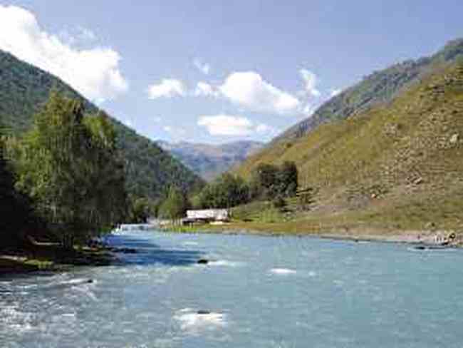 天高云淡彩叶飘飞——秋日的新疆,图四