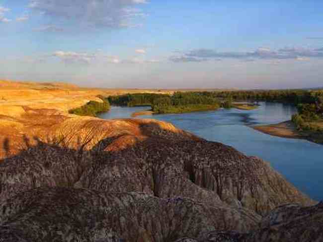 美丽新疆行攻略－1（布尔津五彩滩）,图三