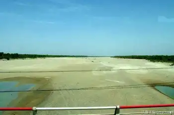 穿越塔克拉玛干（中）,图二