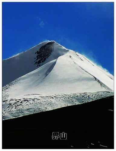 走过界山,图一