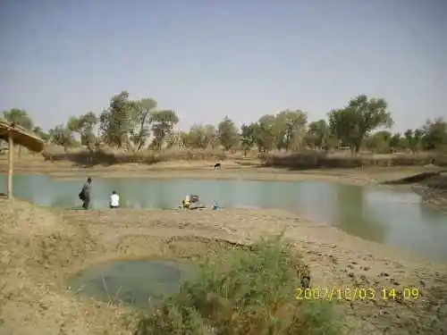 心旷神怡的罗布人村寨